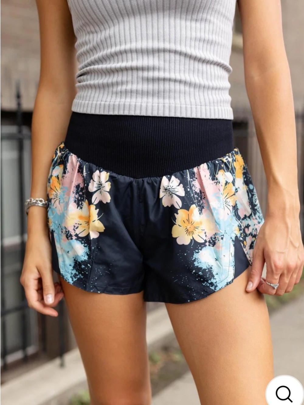 NWT FREE PEOPLE CARPE DIEM PRINTED SHORT Size Small